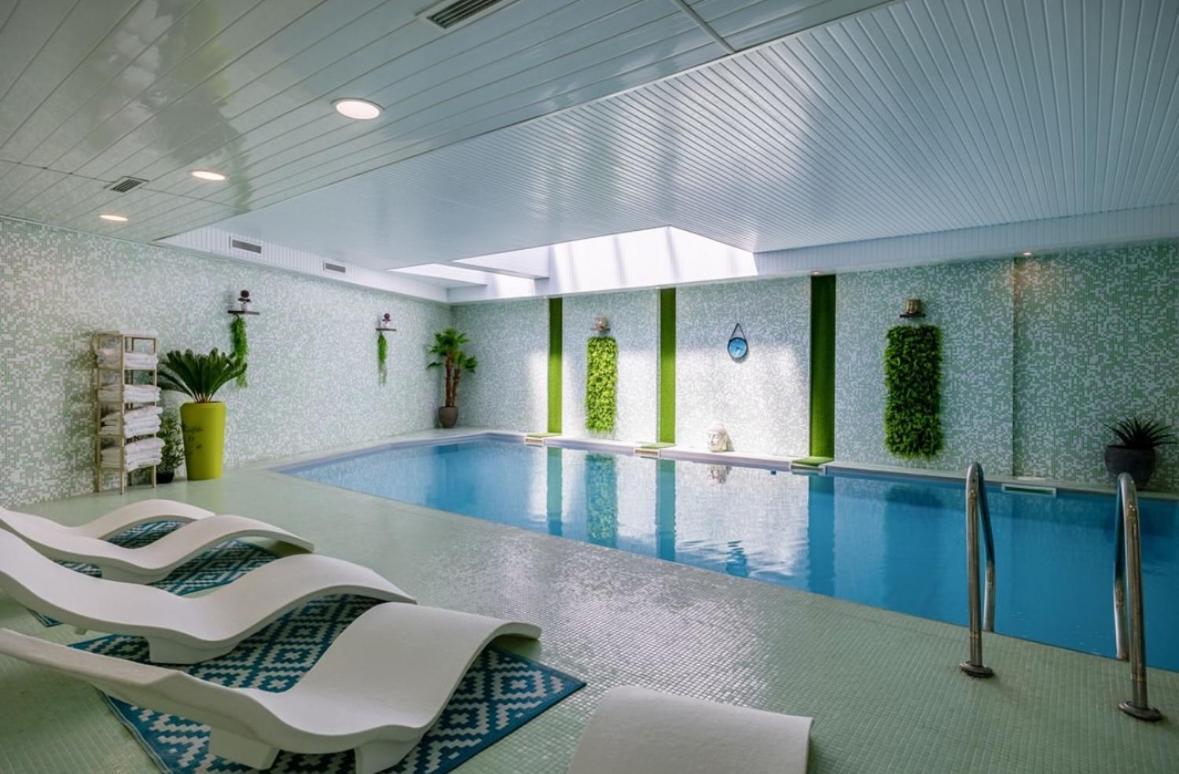 Hotel Et Spa Du Chateau 拉古德 外观 照片